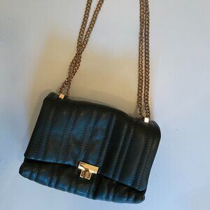 Elegant Black Quilted Shoulder Bag